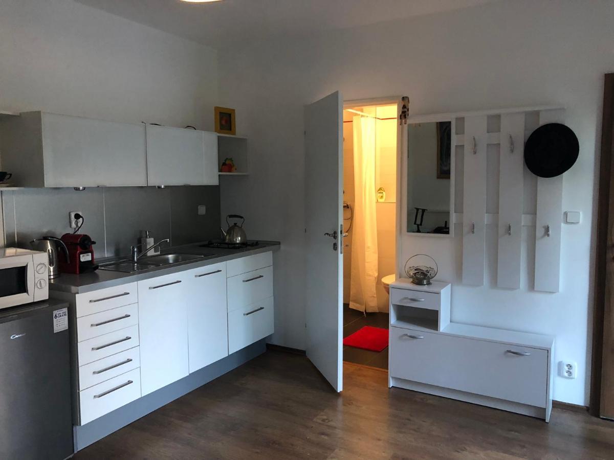 Apartman U Jezirka Velke Prilepy Εξωτερικό φωτογραφία